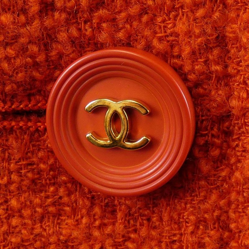 Vintage Chanel P05766v04335 Jacket