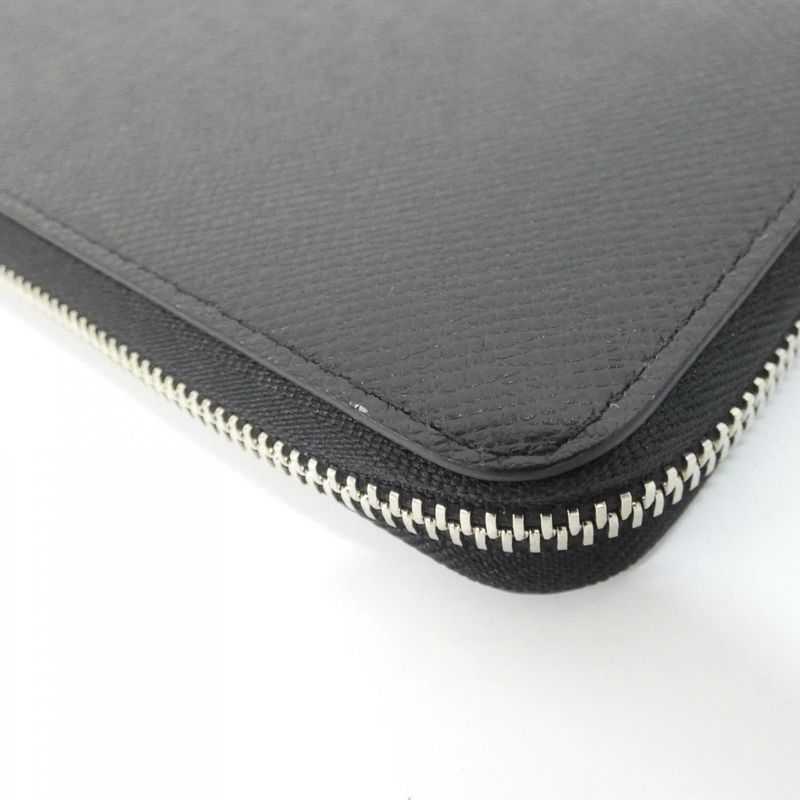 Louis Vuitton Taiga Zippy Wallet Horizontal M31071 Wallet