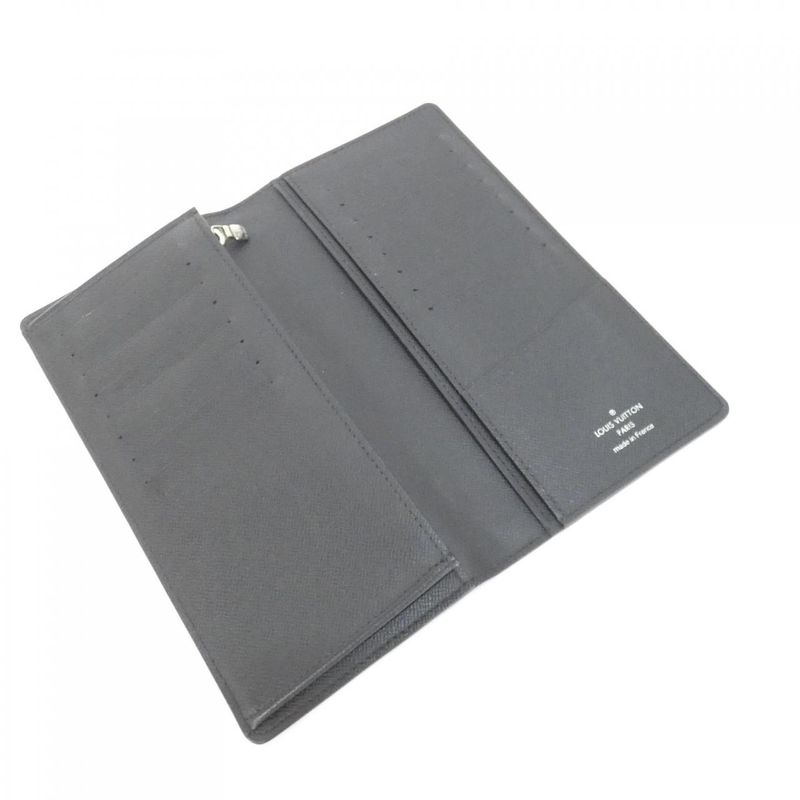 Louis Vuitton Taiga Portefeuille Brazza M30501 Wallet