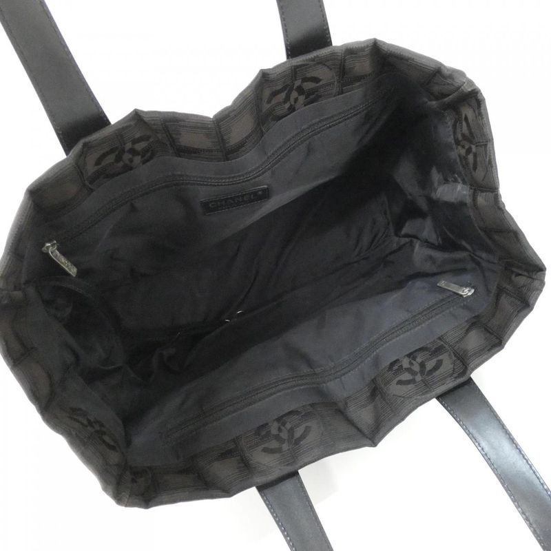 Chanel Travel Line 15991 Bag