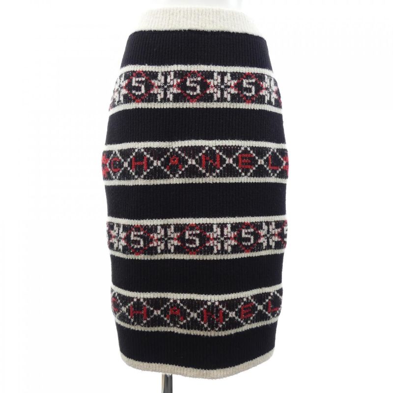 Chanel P62546k48021 19K Skirt