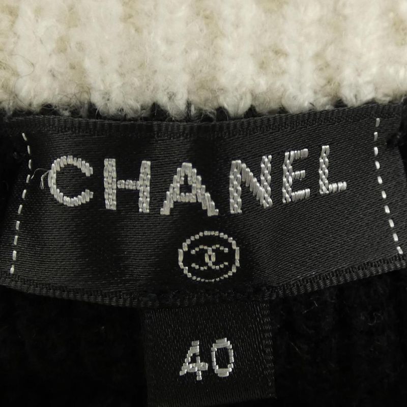 Chanel P62546k48021 19K Skirt