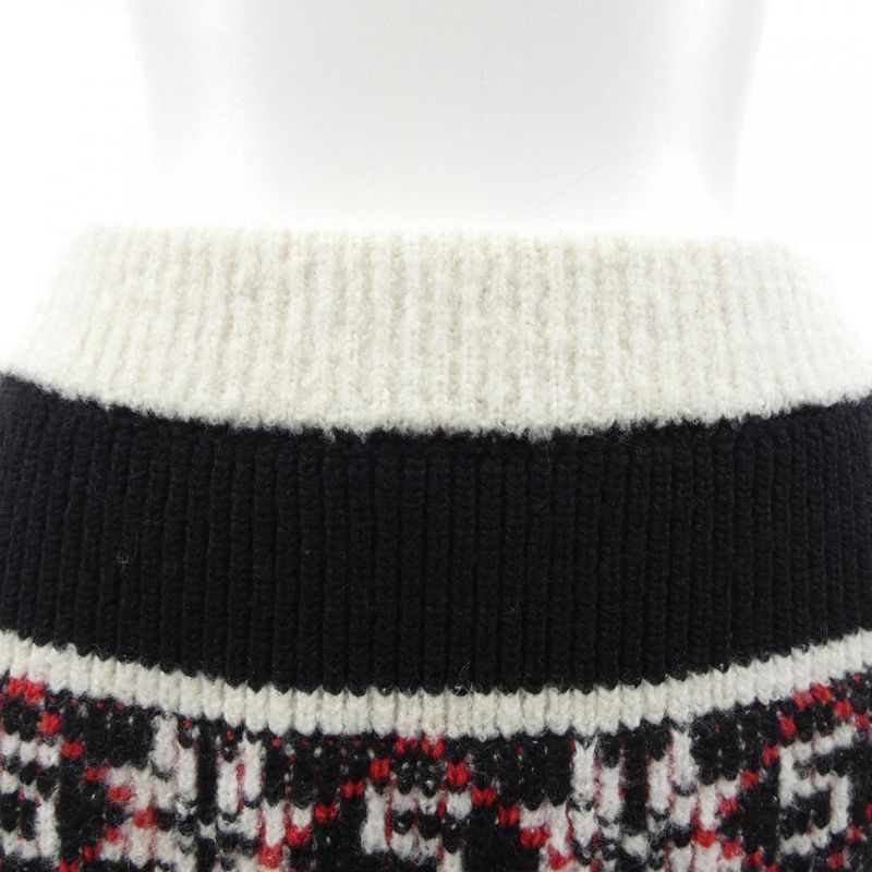 Chanel P62546k48021 19K Skirt