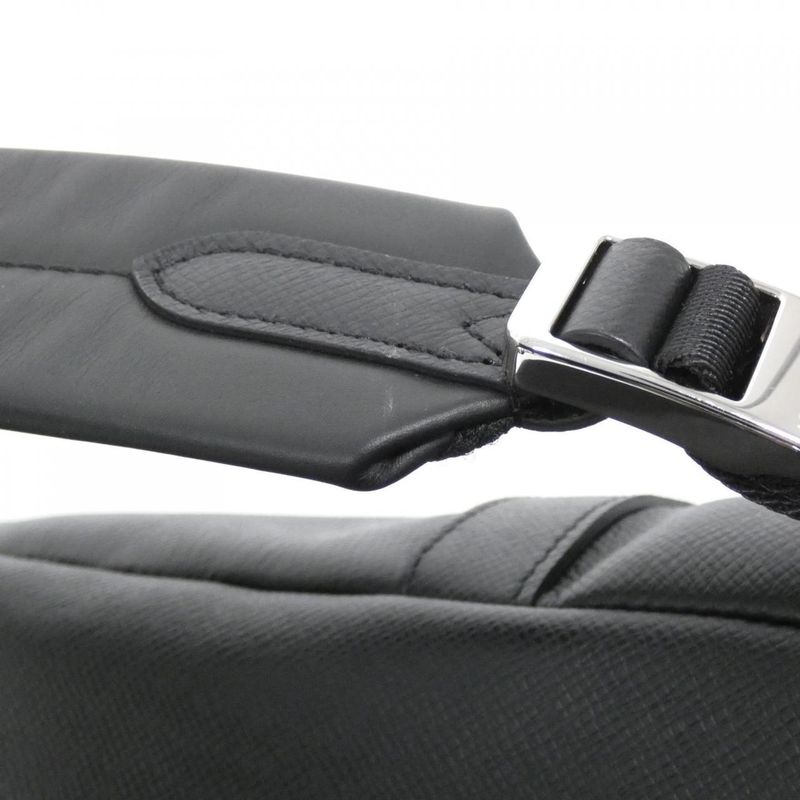 Louis Vuitton Taiga Discovery Backpack M33450 Backpack Sac