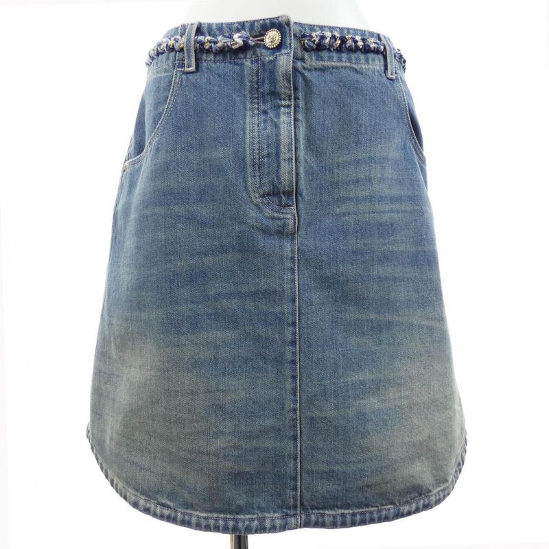 Chanel P79895v72238 Skirt