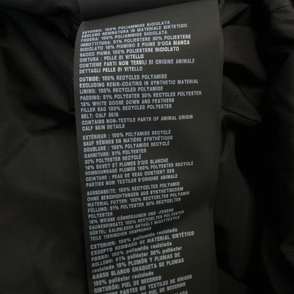 Prada Triangle Logo 291962 S222 1WQ8 Down Jacket