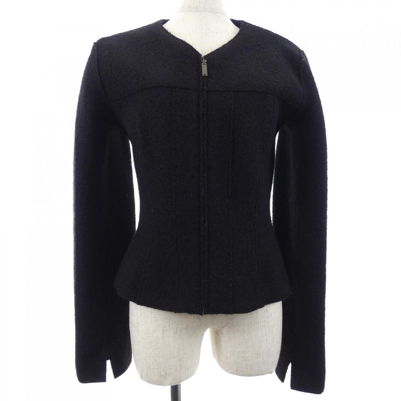 Vintage Chanel Identfication P13958v08014 99A Collarless Jacket