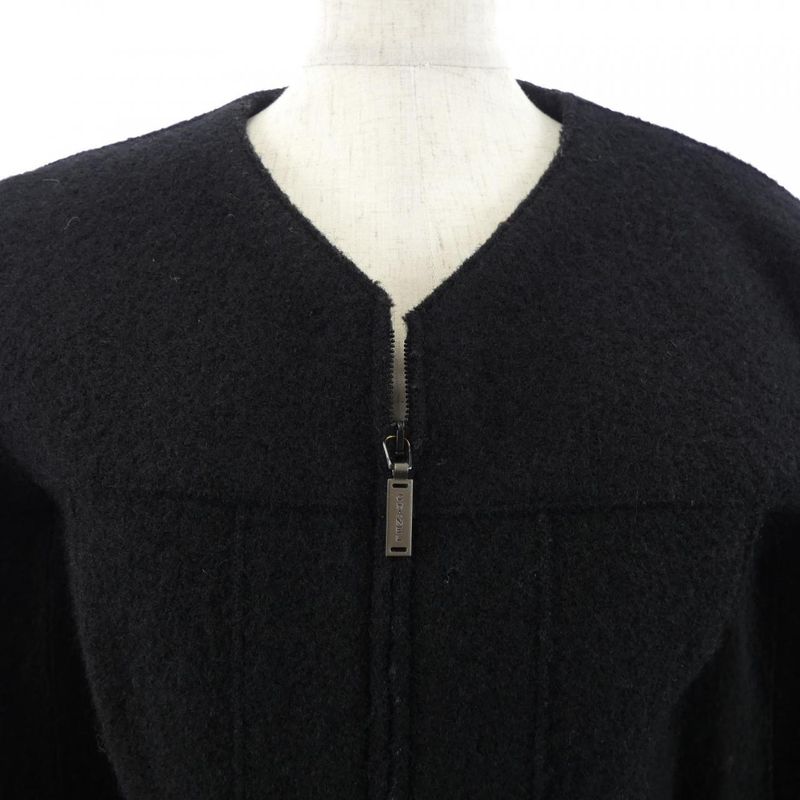 Vintage Chanel Identfication P13958v08014 99A Collarless Jacket