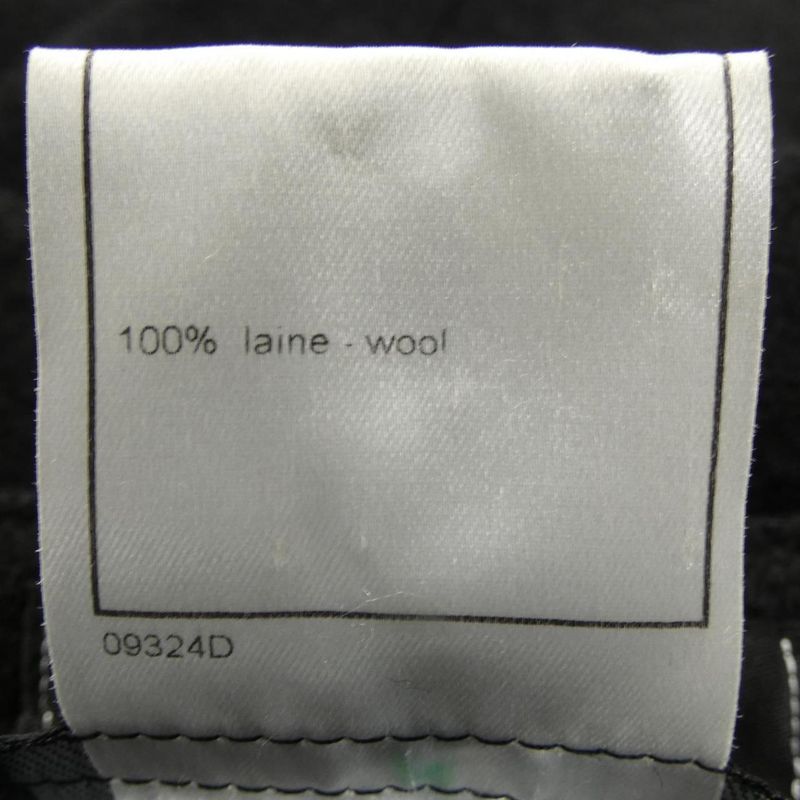 Vintage Chanel Identfication P13958v08014 99A Collarless Jacket