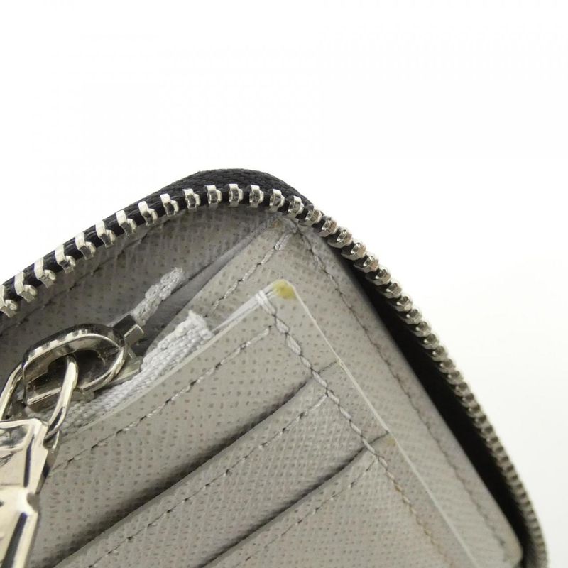 Louis Vuitton Taiga Llama Zippy Wallet Vertical M30446 Wallet