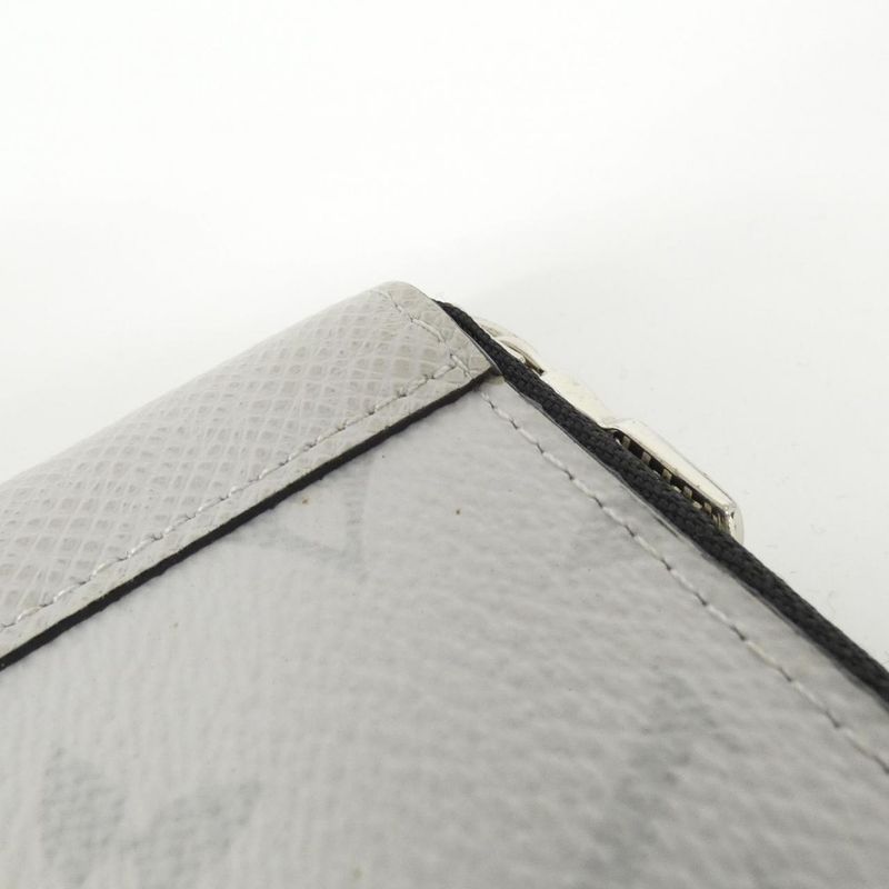 Louis Vuitton Taiga Llama Zippy Wallet Vertical M30446 Wallet
