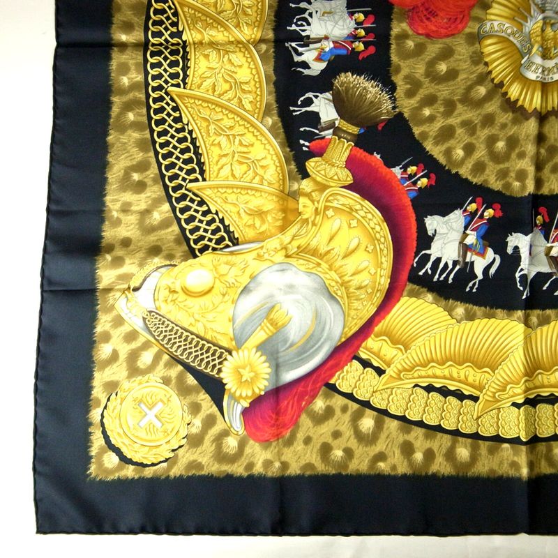 Hermes Carré 90 Casques Et Plumets Faceless Helmet 100% Silk Scarf Pawnshop