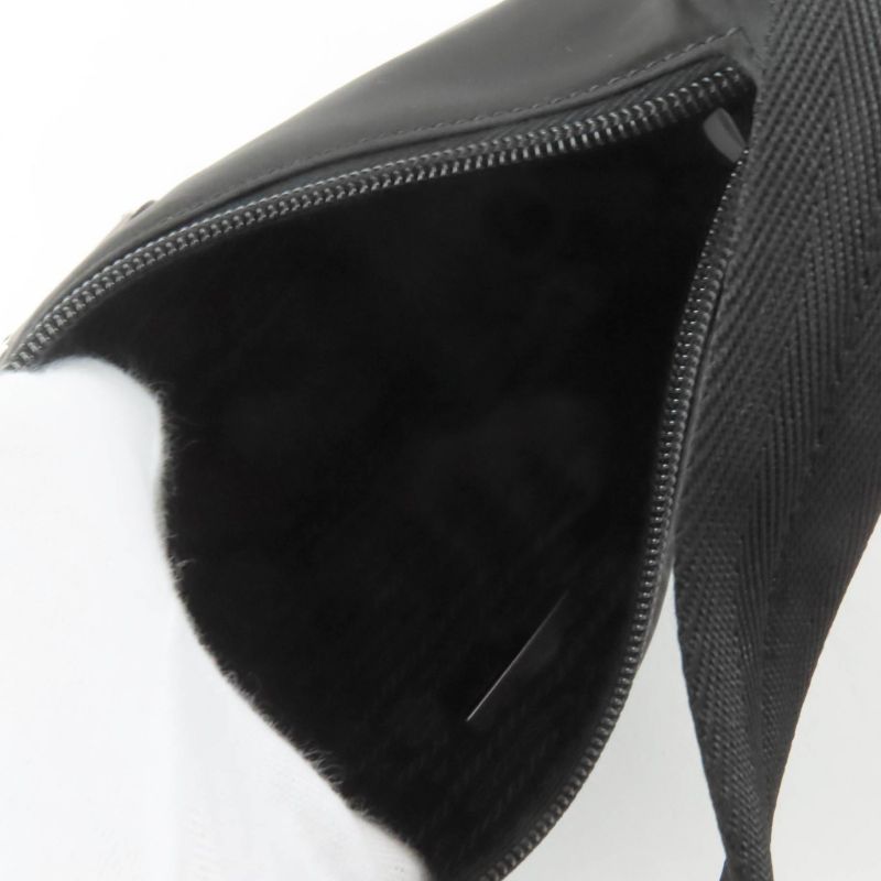 Prada 1ne515 Re-Edition 2000 Re-Nylon Mini Bag with Triangle Plate Charm One