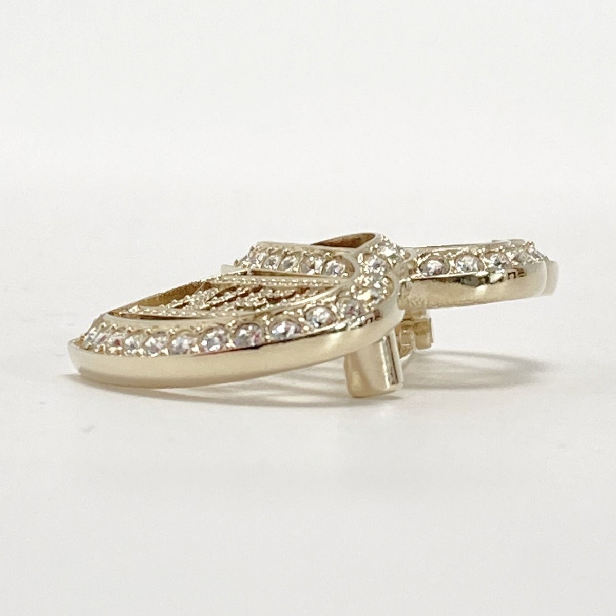 Chanel Logo Double Heart Brooch C23b Gold GP Rhinestone