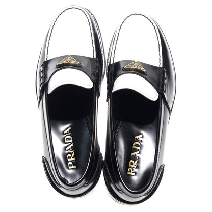 Prada Triangle Logo Oxford Brushed Leather Loafers Black White 2db223