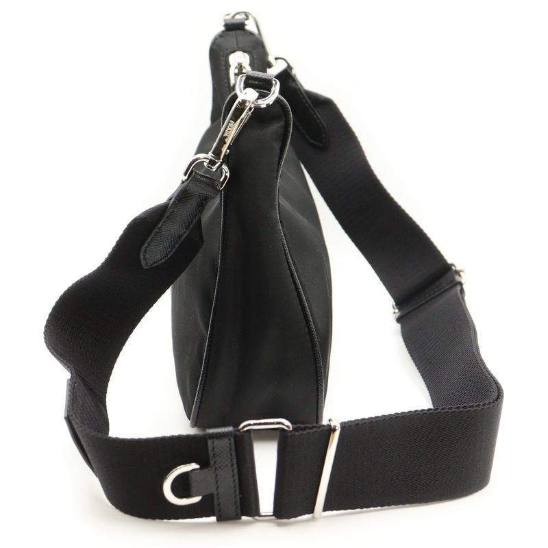 Prada Re-Edition 2005 Re-Nylon Shoulder Bag Chain Bag Black Nylon 1bh204 Silver