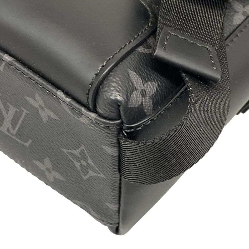 Louis Vuitton Shoulder Bag Monogram Eclipse (canvas)excellent Condition