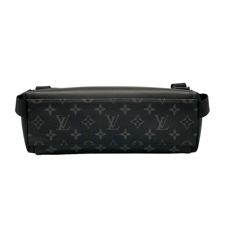 Louis Vuitton Shoulder Bag Monogram Eclipse (canvas)excellent Condition