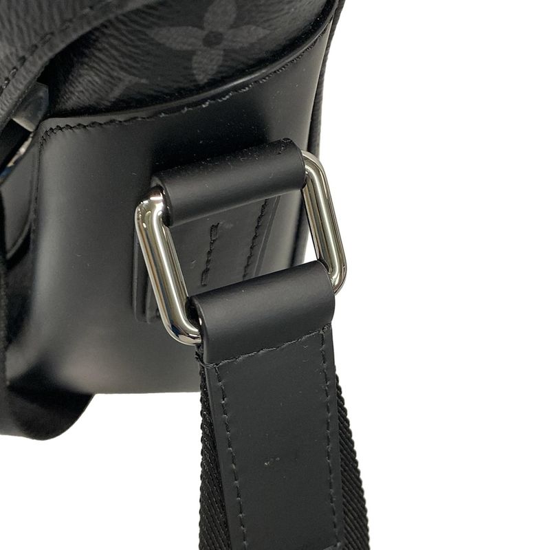 Louis Vuitton Shoulder Bag Monogram Eclipse (canvas)excellent Condition