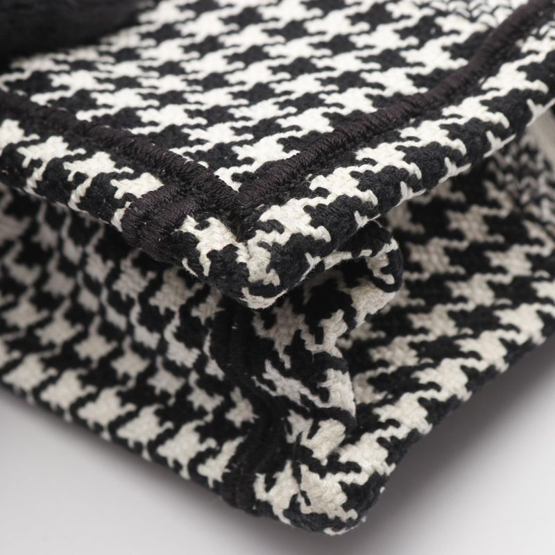 Dior Handbag Book Tote Book Tote Vertical Bag Mini Phone Bag Black White Canvas