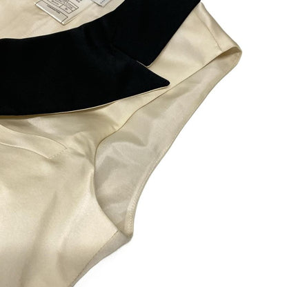 Chanel Vest Size 36 S Women's P33907 Ivory and Black Double Lion Button Silk