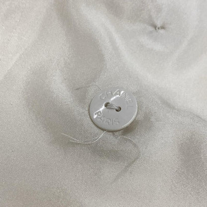 Chanel Vest Size 36 S Women's P33907 Ivory and Black Double Lion Button Silk