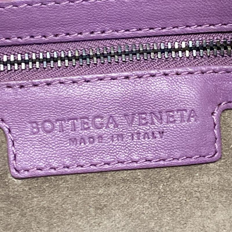 Bottega Veneta Shoulder Bag Large Veneta Bag Purple Leather