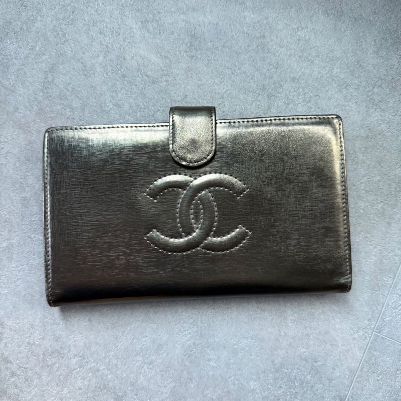 Chanel Coco Long Wallet with Clasp Gold Leather Bifold Wallet Authenticity