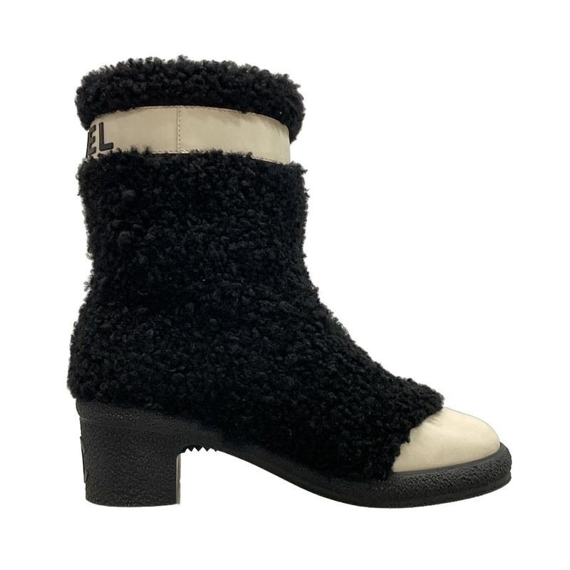 Chanel Short Boots 36 C Women - G34080 Black and Ivory Leather Mouton