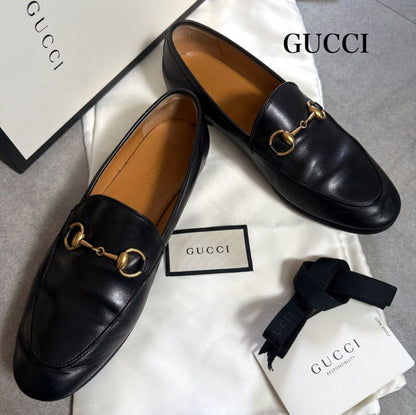 Gucci Jordane 35 1 2 22.5cm (8.86in) Black Gold Hardware Horsebit Loafers