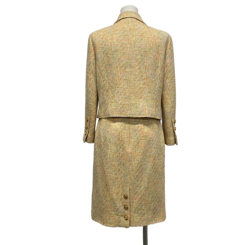 Chanel Skirt Suit Size 42 L Women - P02677 Beige X Orange X Multi Tweed