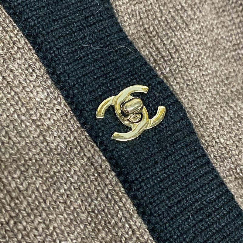 Chanel Cardigan Size 34 S Women's Excellent Condition P42029 Brown X Dark Green