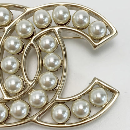 Chanel Cocomark Brooch A64978 Gold Fake Pearl