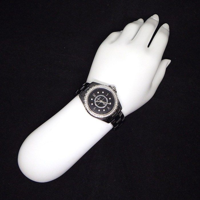 Chanel Watch J12 H3108 Diamond Bezel 8 Points Diamond Index Black Dial Date