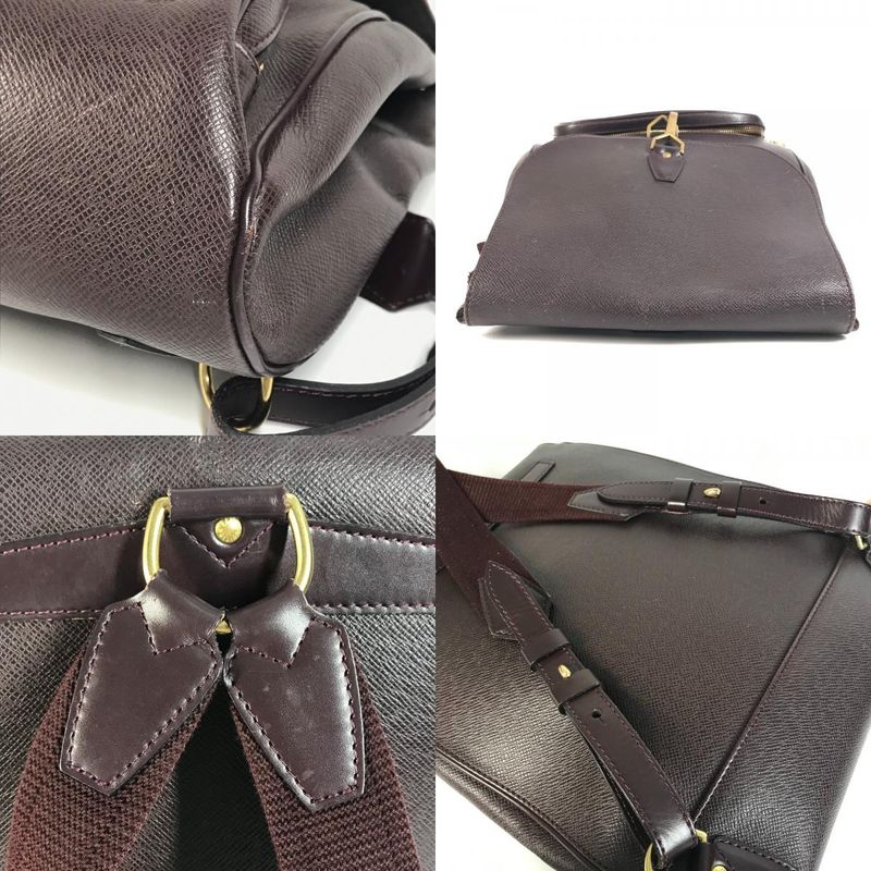 Louis Vuitton Backpack Sac Cassia M30176 Taiga Leather Acajou Wine Red