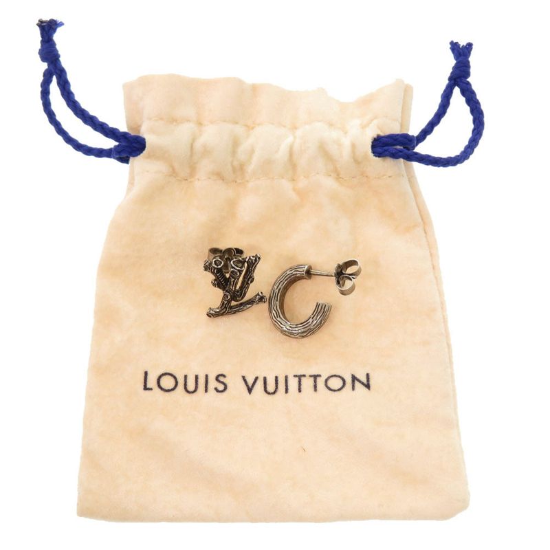 Louis Vuitton Bookle LV Wood Mp2783 Metal Silver Earrings LV 0667 Louis Vuitton