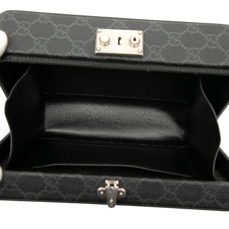 Gucci GG Supreme Hard Trunk Crossbody Shoulder Bag Camera Bag 724717 Black PVC