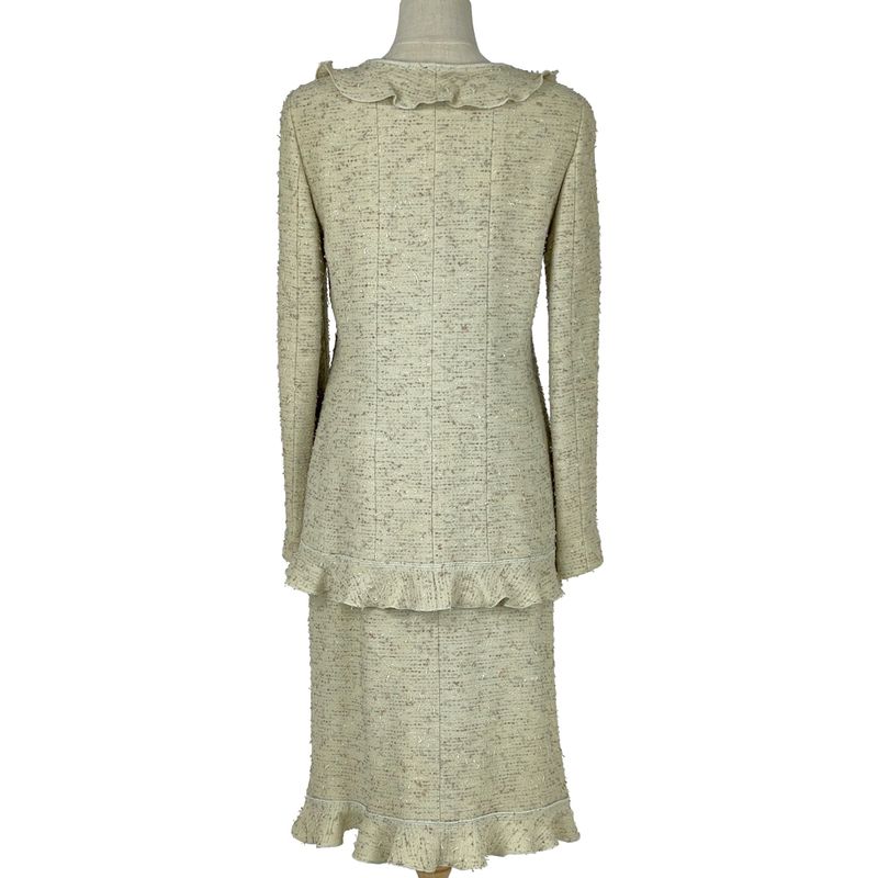 Chanel Coco Mark Button Setup Ruffle 99a Setup Skirt Suit Light Green Ladies