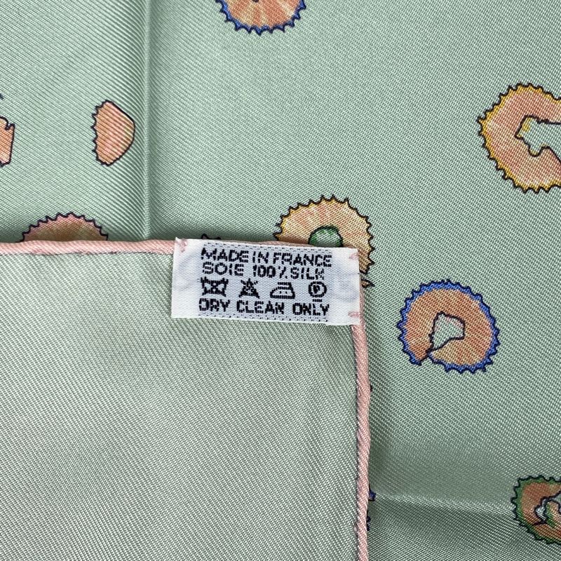 Hermes Petit Carré a Vos Crayons How to Get Out Your Colored Pencils Scarf Silk