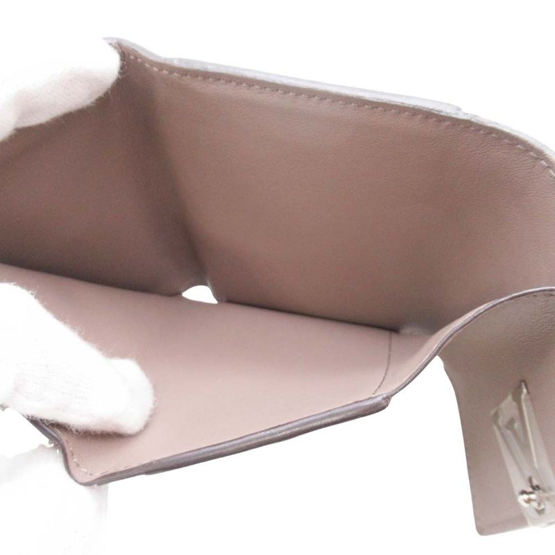 19 Louis Vuitton M69808 Portefeuille Capucines Compact XS Wallet Trifold Wallet