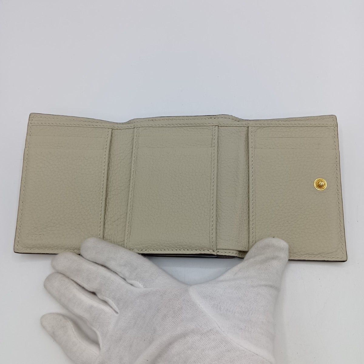 Gucci Embossed Logo Mini Wallet Trifold Wallet 731694 Ivory