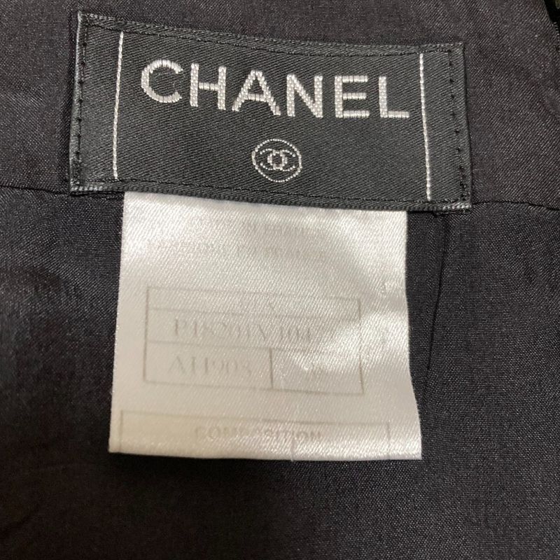 01A Chanel Cashmere Blend Skirt With Coco Mark Plate P18201 Size 38 Dark Brown