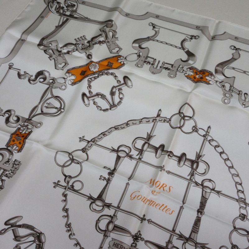 Hermes Carre 90 Morset Gourmettes Equestrian And Chain Silk Scarf White Ladies