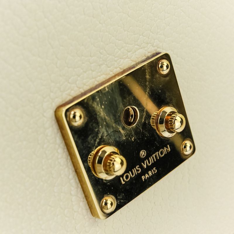 Louis Vuitton Suhari Emble One Shoulder Bag M92846 Bronze Ladies Used