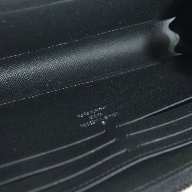 Louis Vuitton Zippy Dragonne Taiga Noir Black Wallet Long Wallet