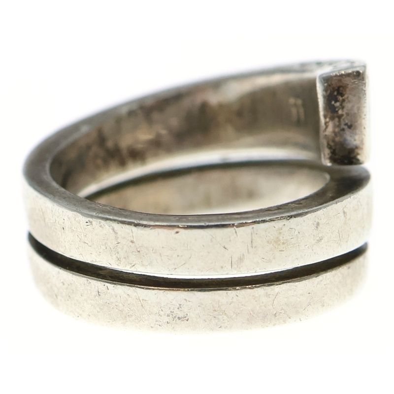 Gucci G Logo Spiral Snake Ring Silver Ba2944