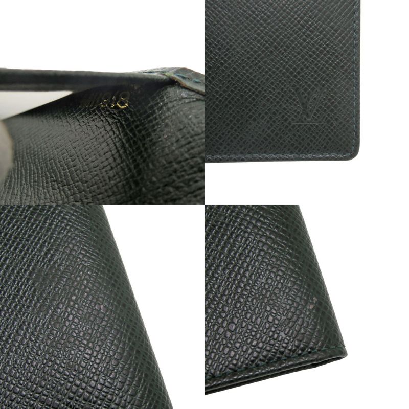 Louis Vuitton Porte 2 Carte Vertical M30494 Taiga Epi Cair Pass Case Green LV