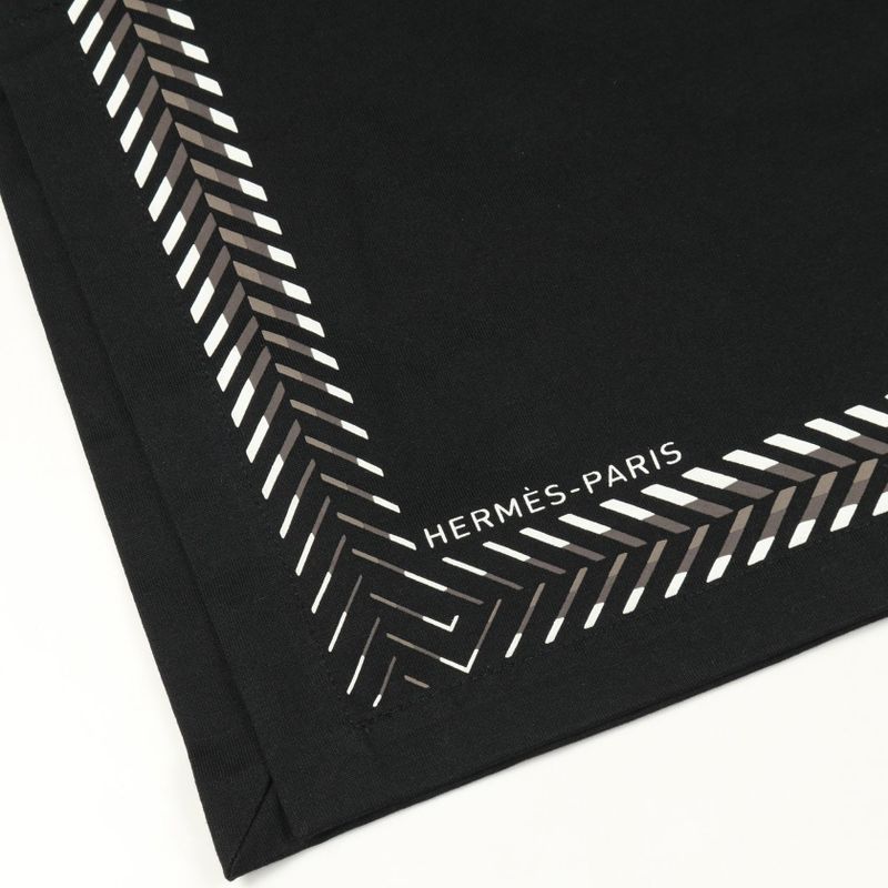 Hermes Cut and Sewn Inspiration Kimono 5e4630da Black Cotton T-Shirt Ladies