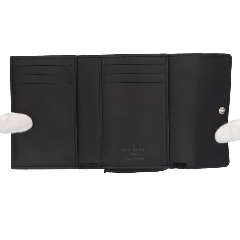 Louis Vuitton Portefeuille Pilot Monogram Taurillon Trifold Wallet M82556