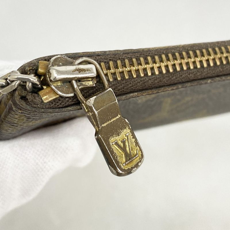 Louis Vuitton Coin Case Monogram Pochette Cles M62650 Brown Men Women Unisex